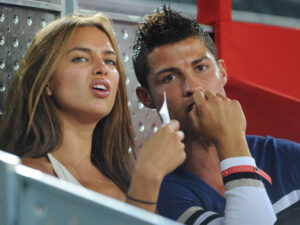 Ирина Шейк по-прежнему нарасхват