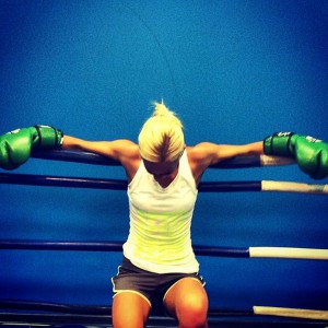 Ольга Бузова на ринге