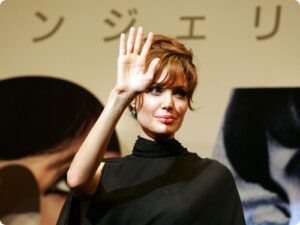 Анджелина Джоли