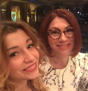 Роза Сябитова с дочерью. Фото